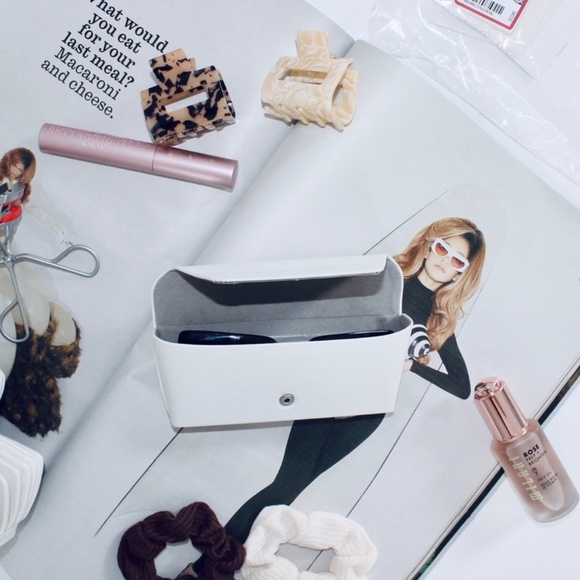 MICHAEL KORS Black St. Tropez Sunglasses - Picture 6 of 6